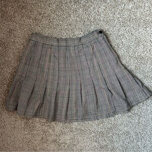 W Sophisticate Petite Tan Plaid Pleated Skirt Size 8 |B62
